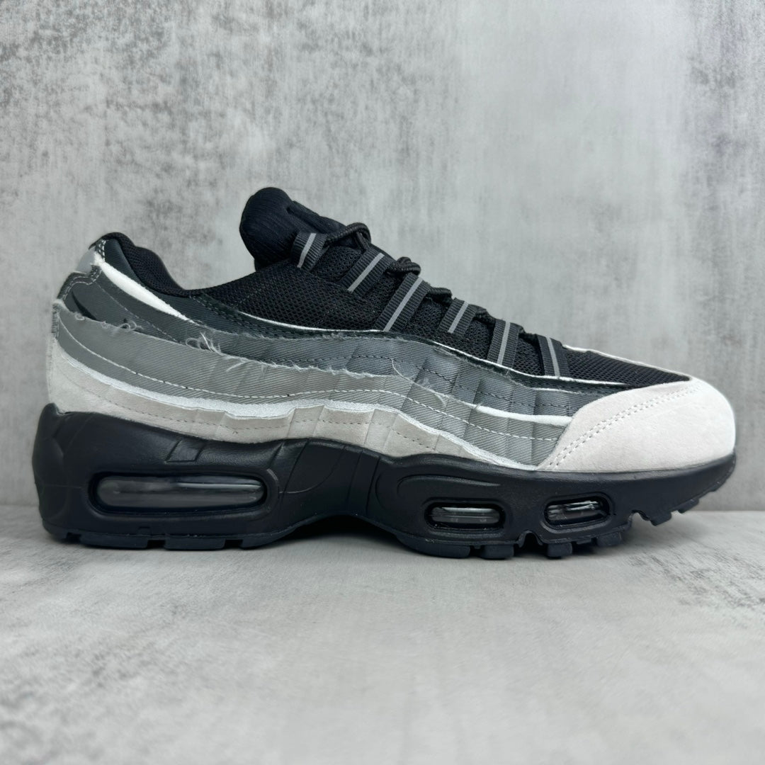 Air Max 95 x CDG “Cinza e preto”