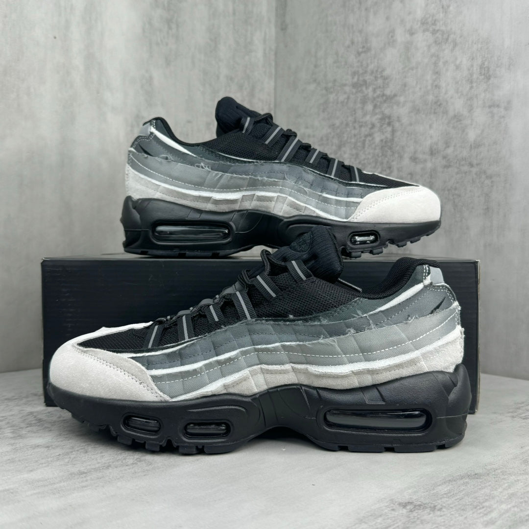 Air Max 95 x CDG “Cinza e preto”