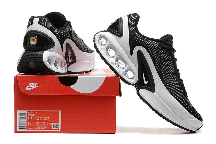 Air Max Plus Dn “Black/White”
