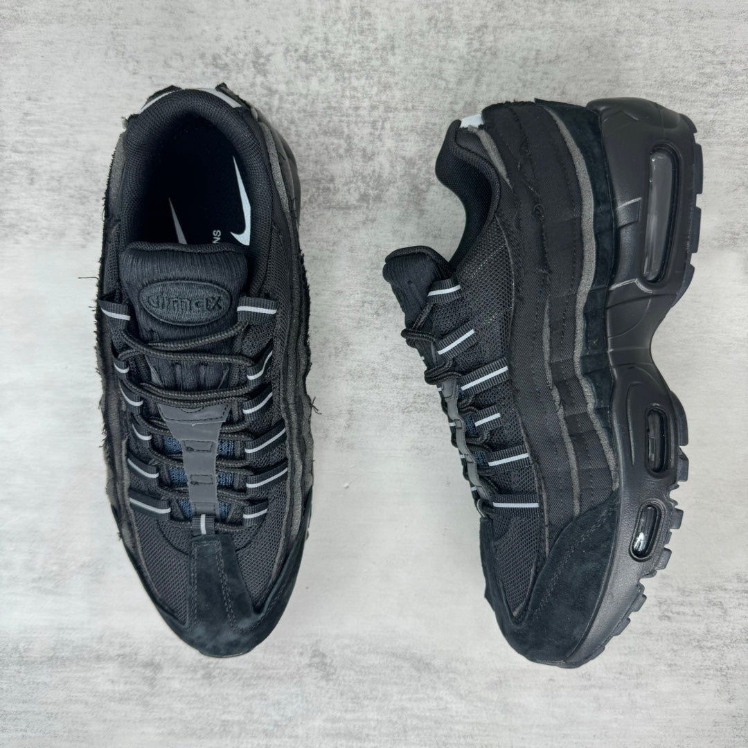 Air Max 95 x CDG “Triple Black”