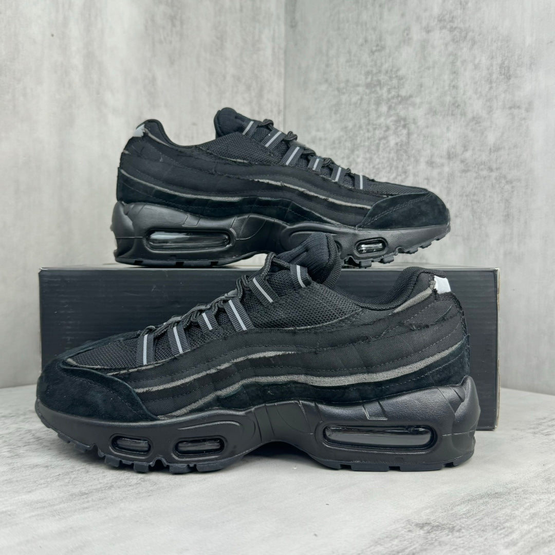 Air Max 95 x CDG “Triple Black”