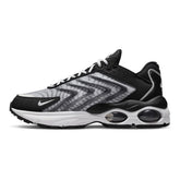 Nike Air Max plus Tw “Black/White”